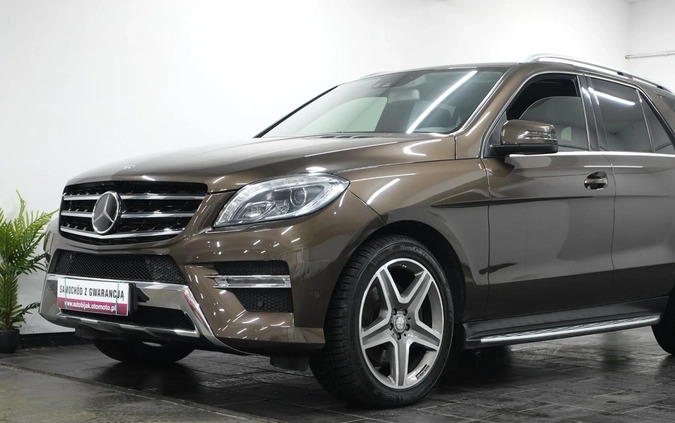 Mercedes-Benz ML cena 141900 przebieg: 152900, rok produkcji 2015 z Tychowo małe 781